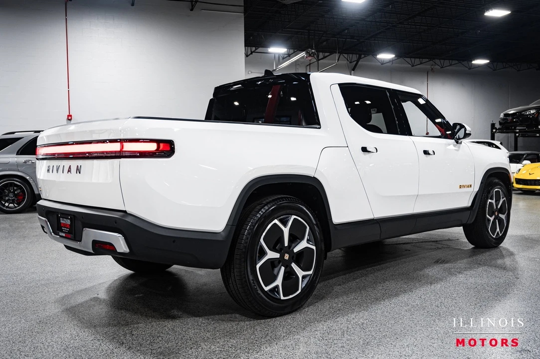 2022 Rivian R1T - Image 5 of 21