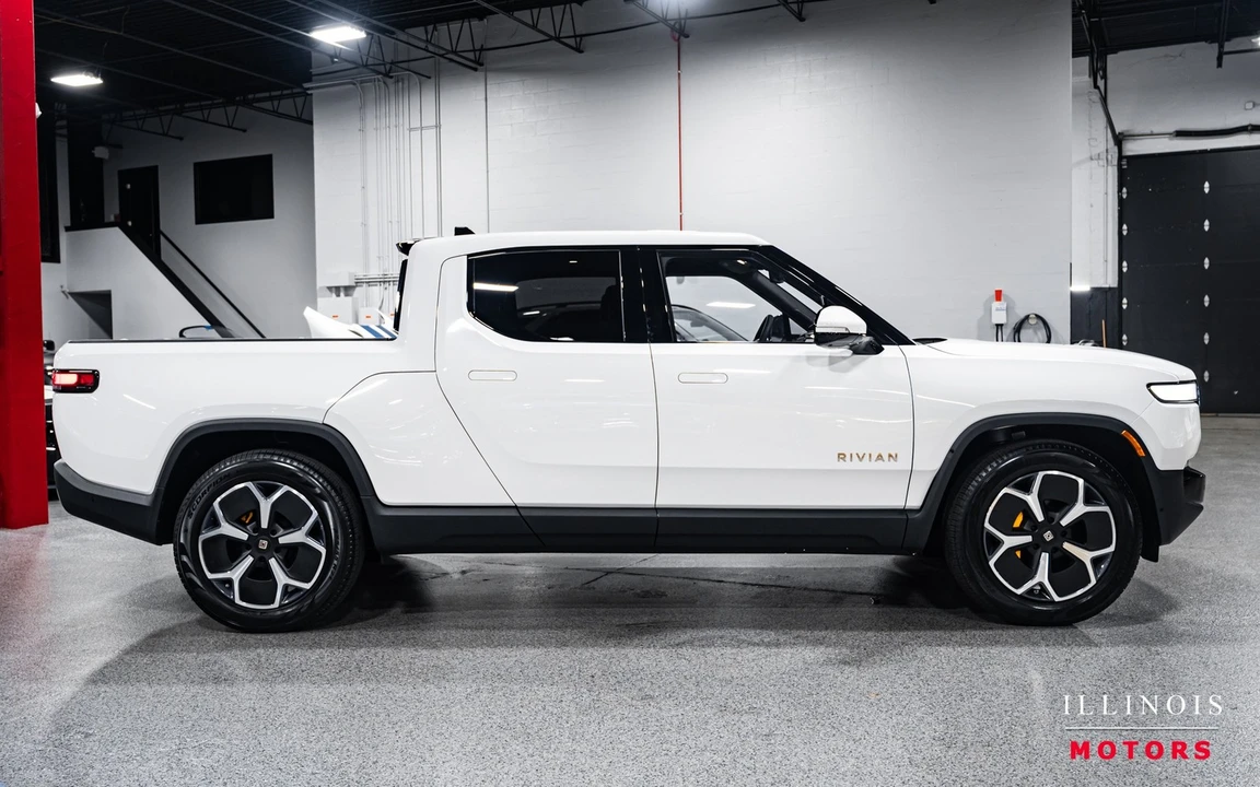 2022 Rivian R1T - Image 6 of 21