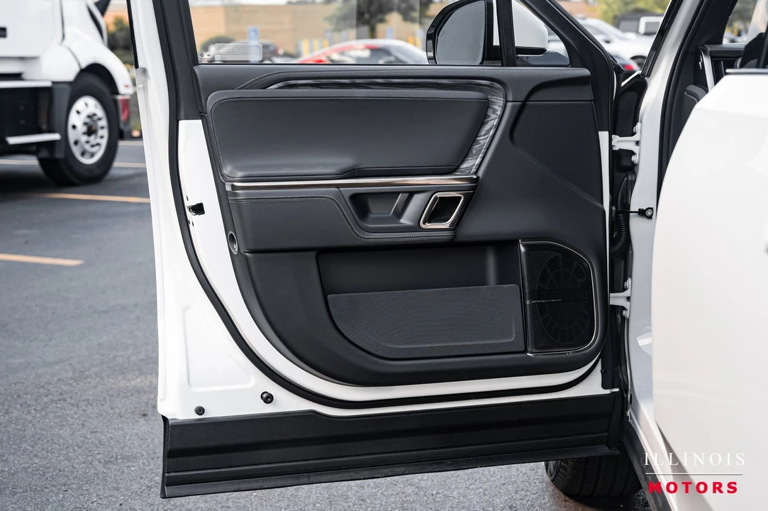 2022 Rivian R1T - Image 17 of 21
