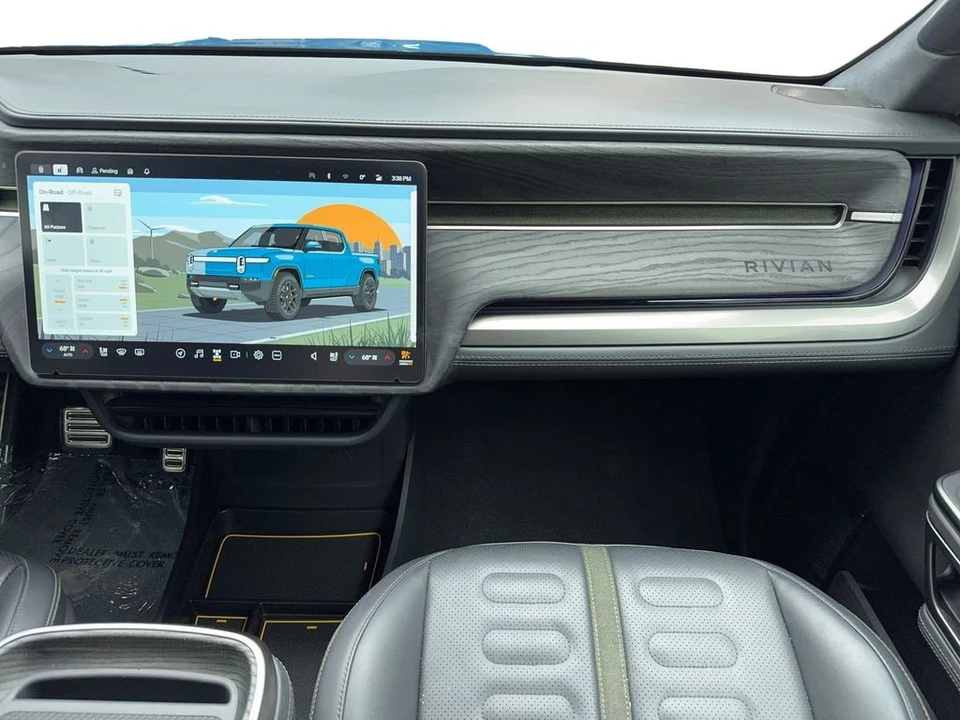 2022 Rivian R1T - Image 21 of 21