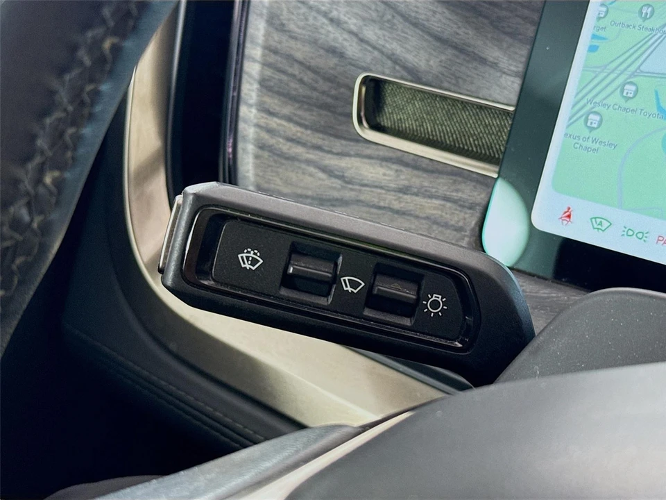 2022 Rivian R1T - Image 6 of 14