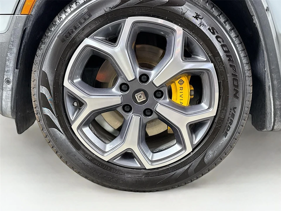 2022 Rivian R1T - Image 13 of 14