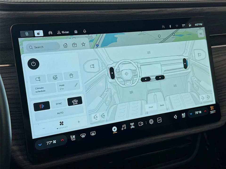 2022 Rivian R1T - Image 10 of 21
