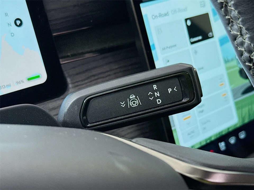 2022 Rivian R1T - Image 7 of 14