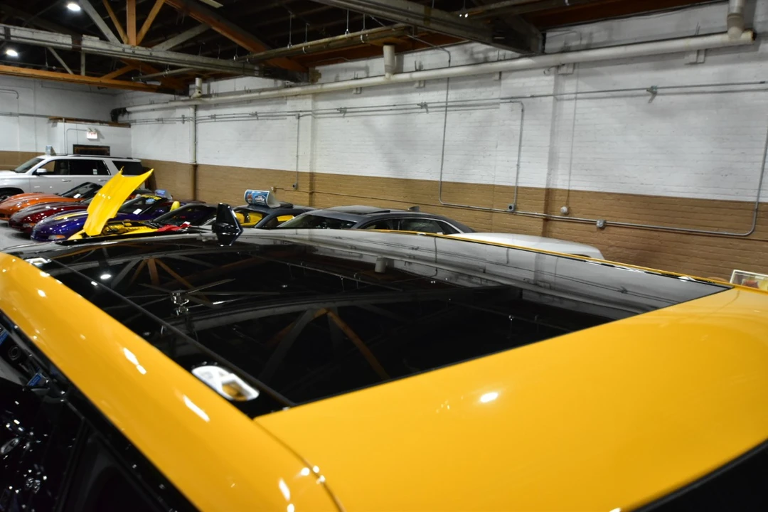 2022 Rivian R1T - Image 13 of 21