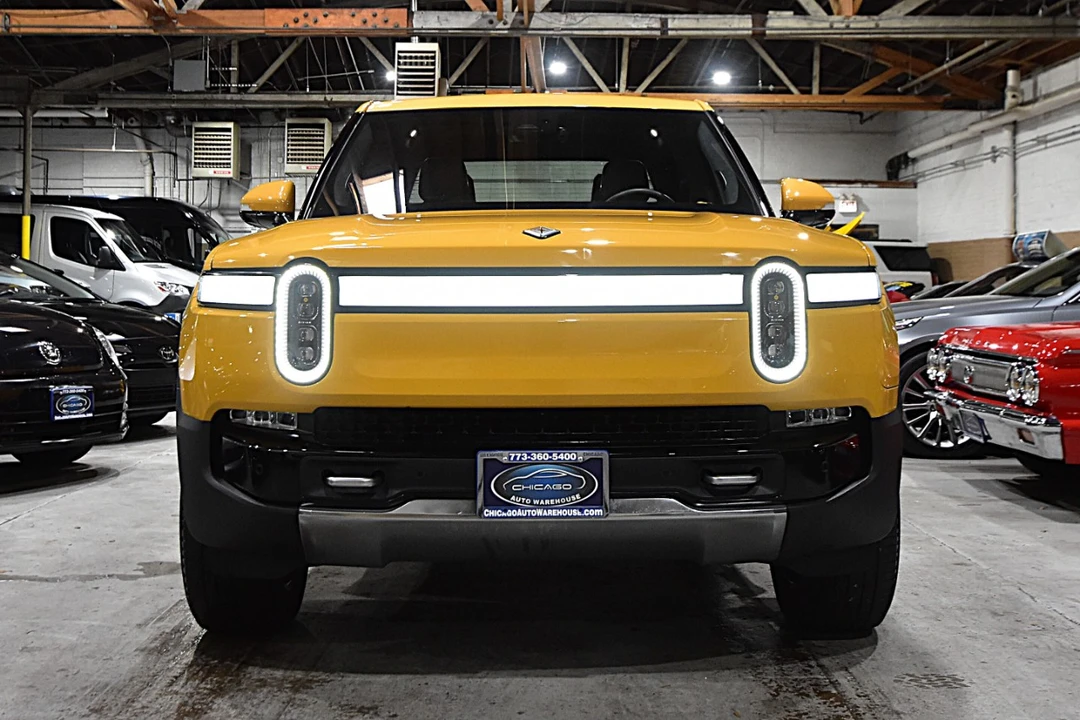2022 Rivian R1T - Image 2 of 21