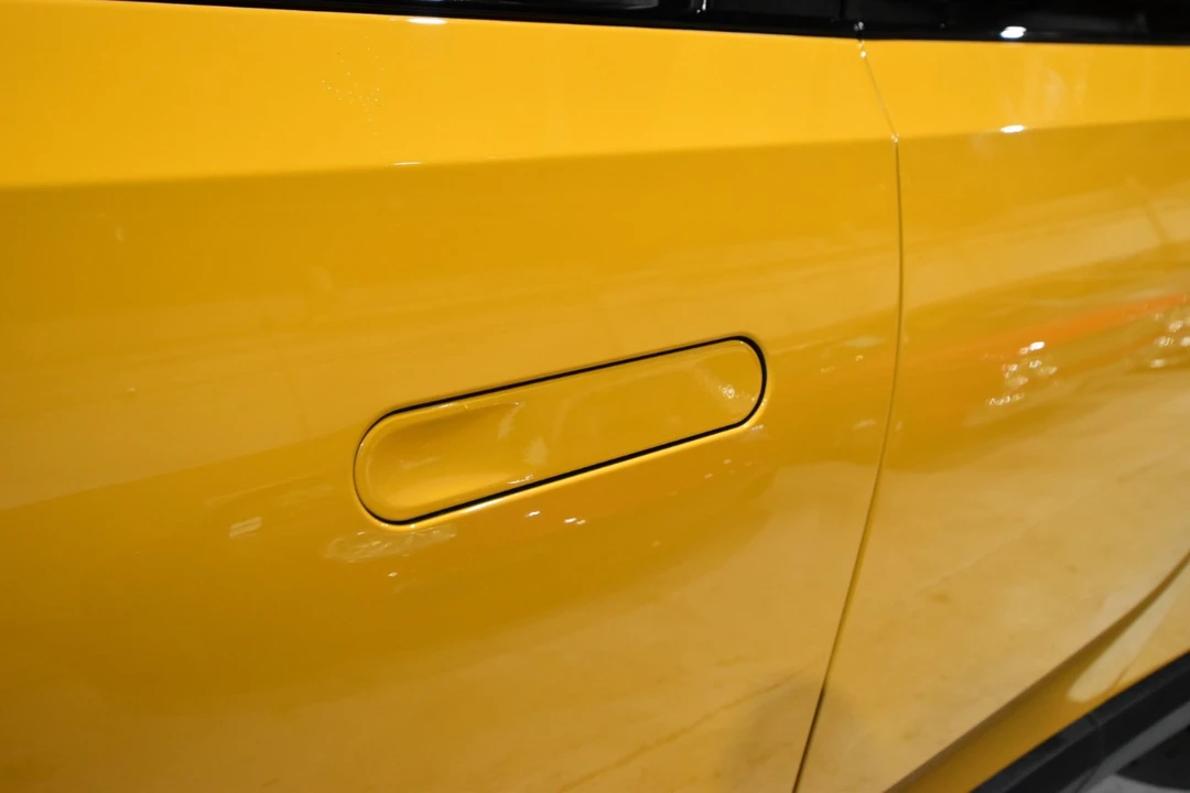2022 Rivian R1T - Image 15 of 21