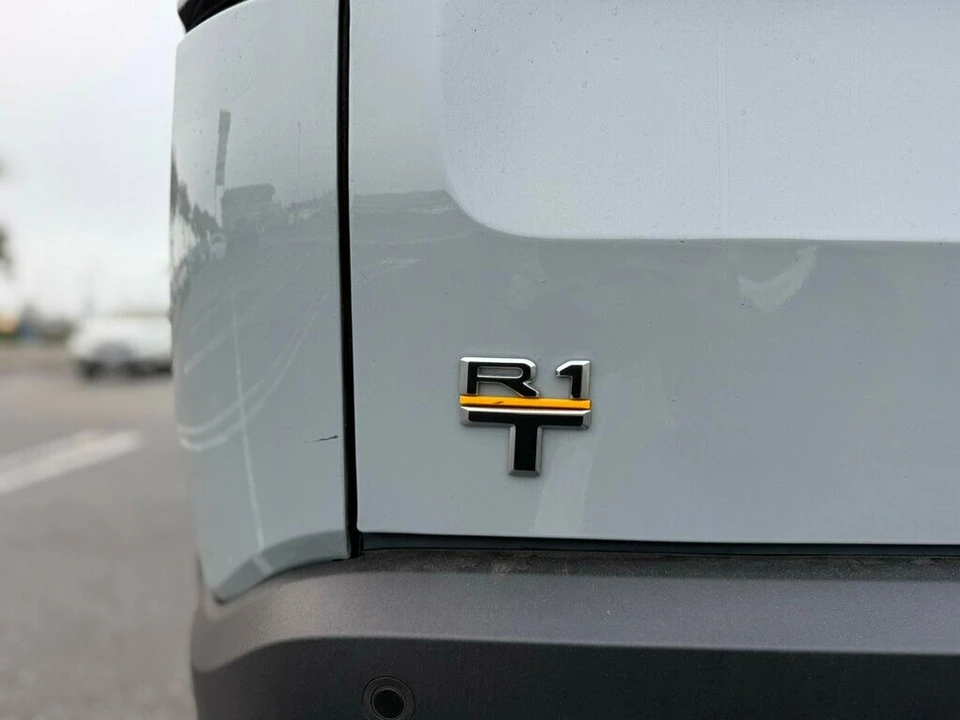 2022 Rivian R1T - Image 21 of 21