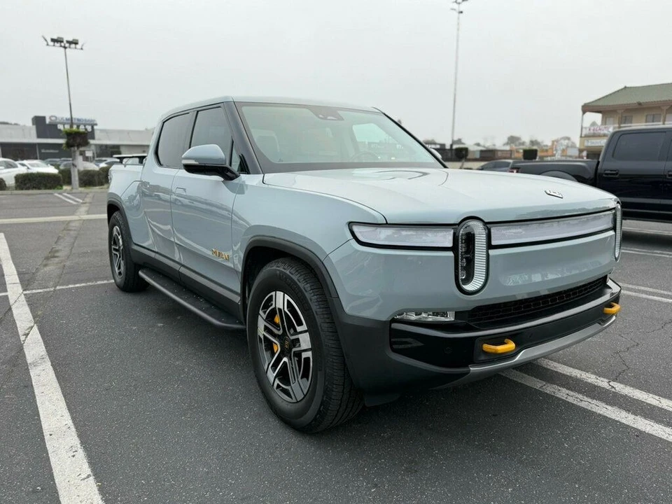 2022 Rivian R1T - Image 3 of 21