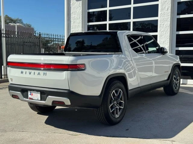 2022 Rivian R1T - Image 16 of 21