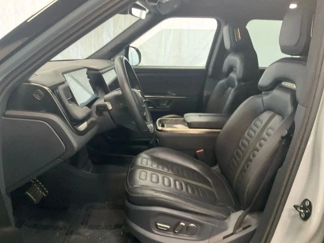 2022 Rivian R1T - Image 5 of 9