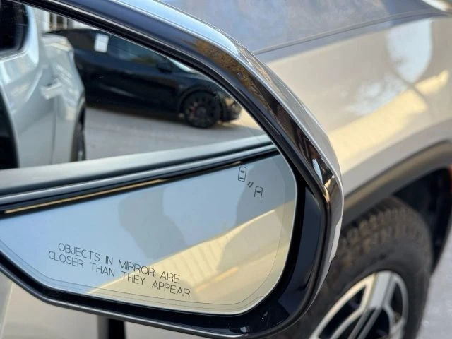 2022 Rivian R1T - Image 8 of 21
