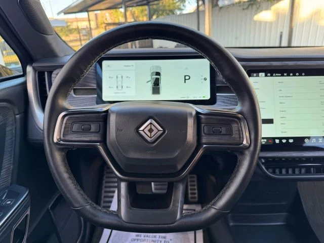 2022 Rivian R1T - Image 2 of 21