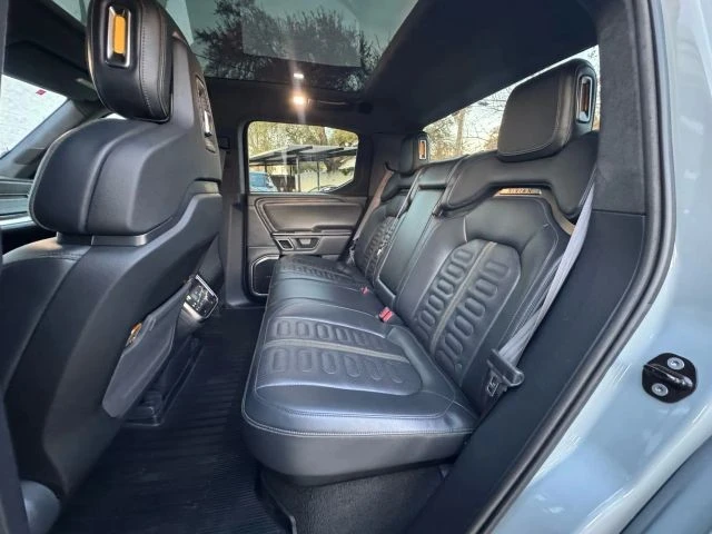 2022 Rivian R1T - Image 15 of 21