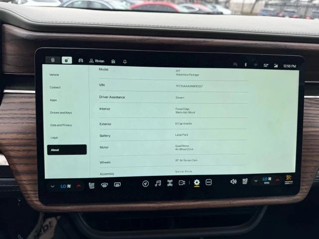 2022 Rivian R1T - Image 4 of 8