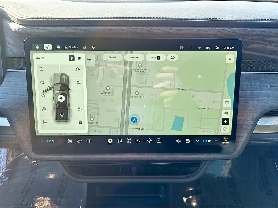 2022 Rivian R1T - Image 14 of 21
