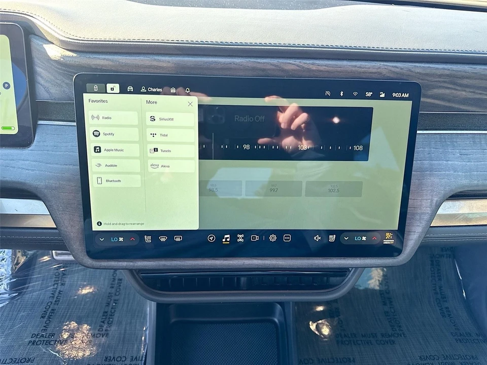 2022 Rivian R1T - Image 10 of 21