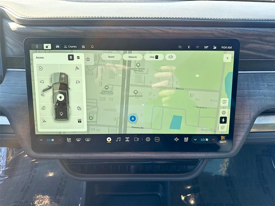 2022 Rivian R1T - Image 14 of 21