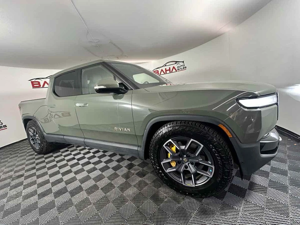 2022 Rivian R1T - Image 12 of 21