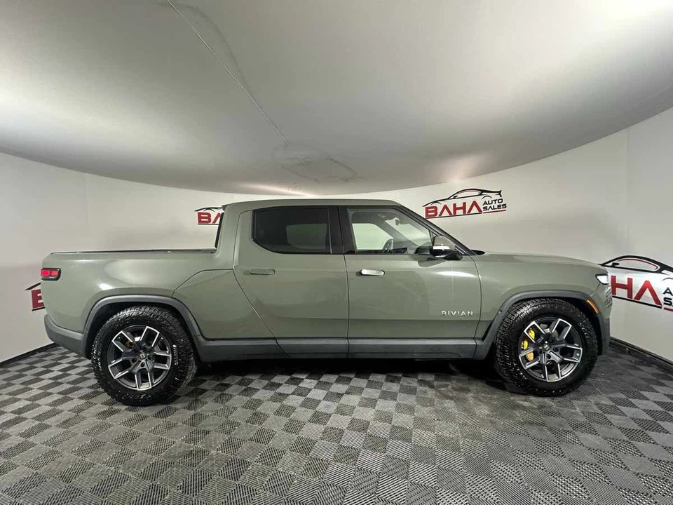 2022 Rivian R1T - Image 10 of 21