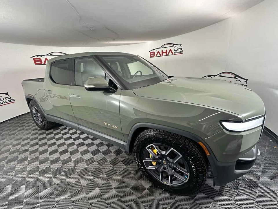 2022 Rivian R1T - Image 11 of 21