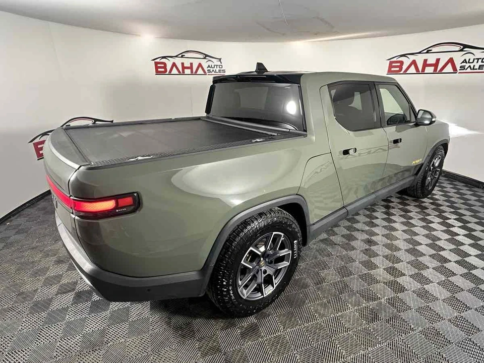 2022 Rivian R1T - Image 9 of 21
