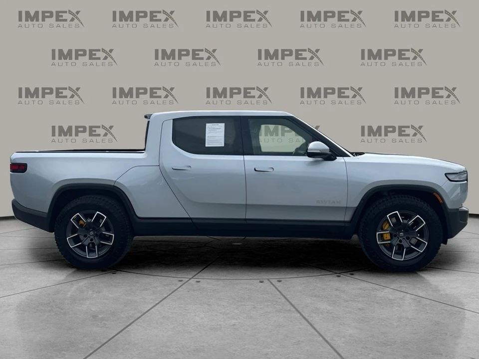 2022 Rivian R1T - Image 6 of 12