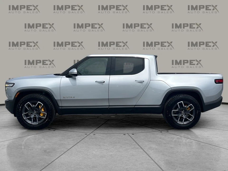 2022 Rivian R1T - Image 2 of 21