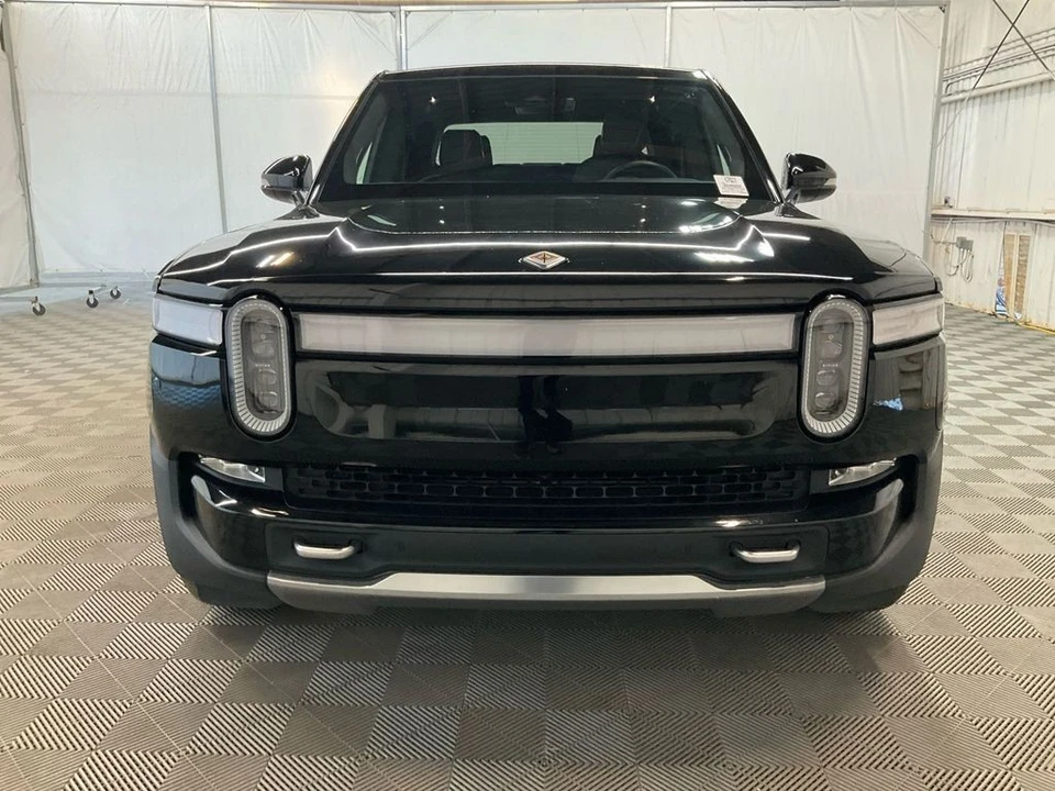 2022 Rivian R1T - Image 5 of 9