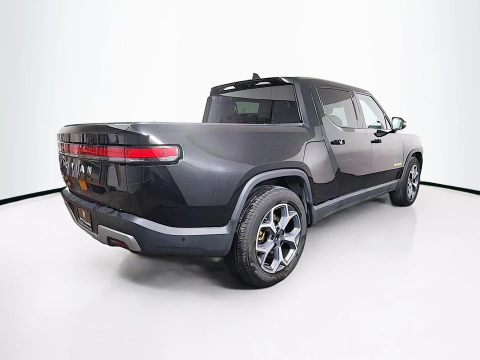 2022 Rivian R1T - Image 8 of 21