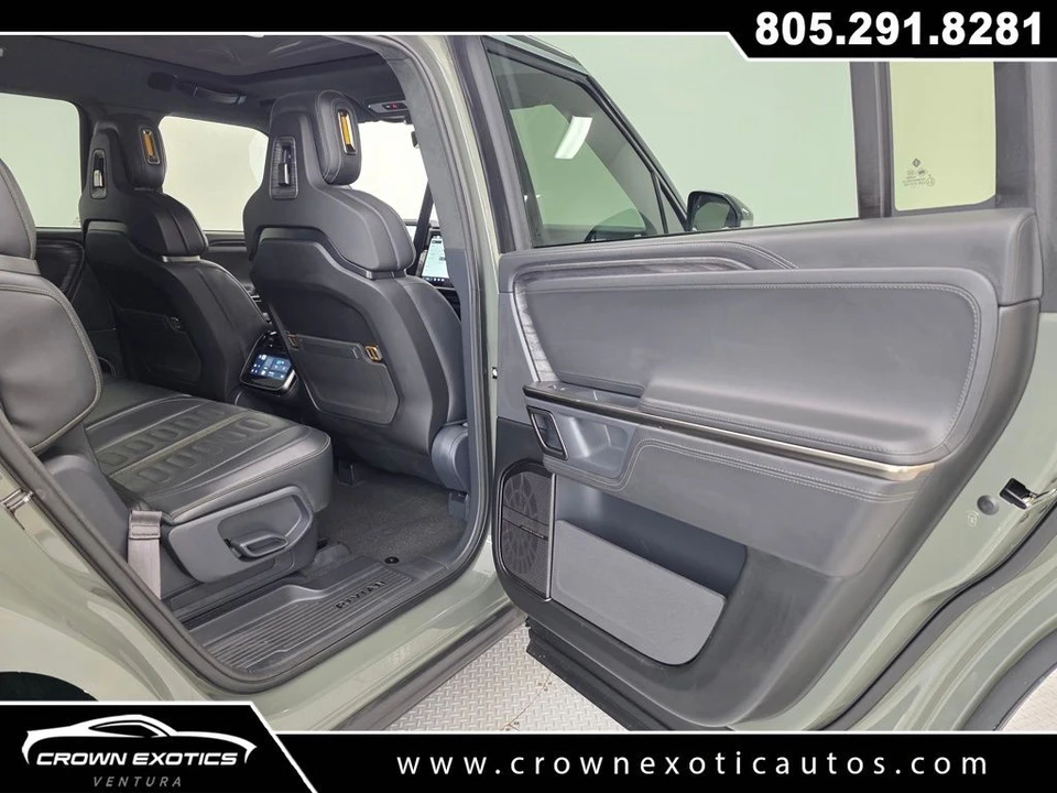 2022 Rivian R1S - Image 17 of 21