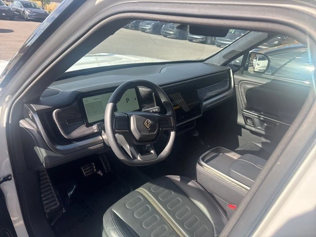 2022 Rivian R1S - Image 14 of 21
