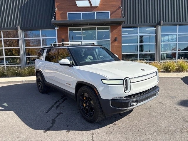 2022 Rivian R1S - Image 2 of 21