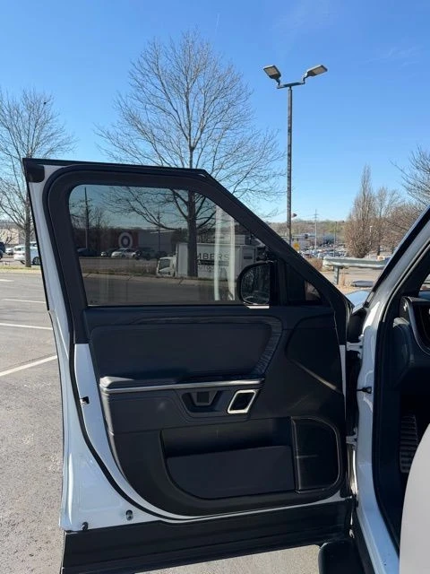2022 Rivian R1S - Image 7 of 21
