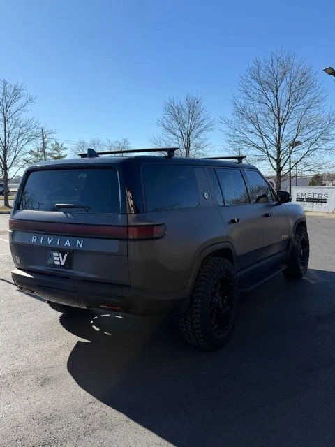 2022 Rivian R1S - Image 5 of 21