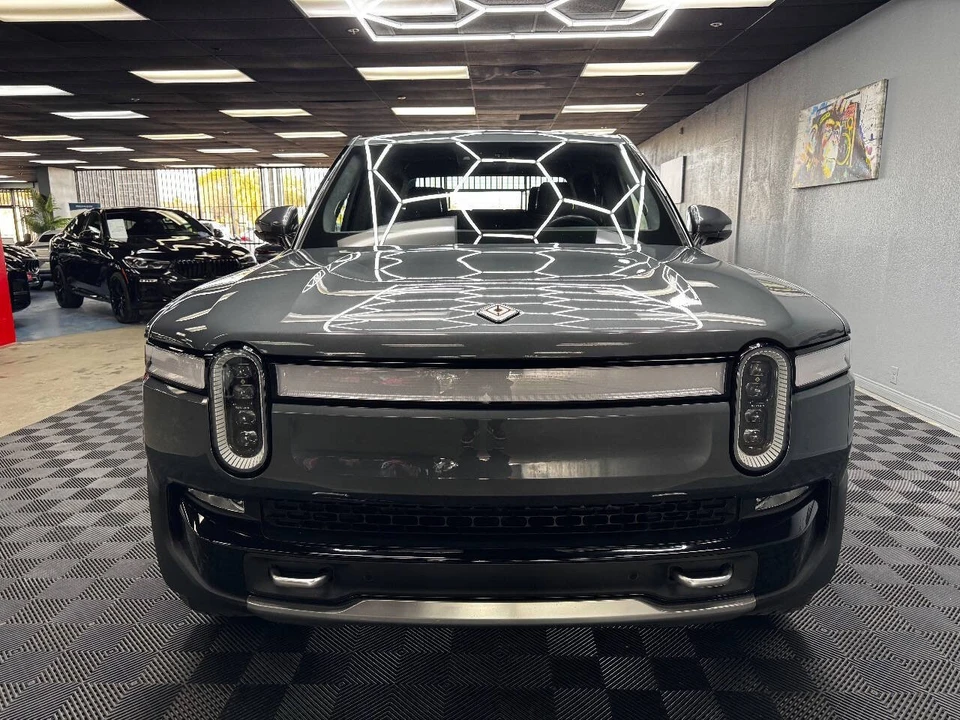 2022 Rivian R1T - Image 4 of 12