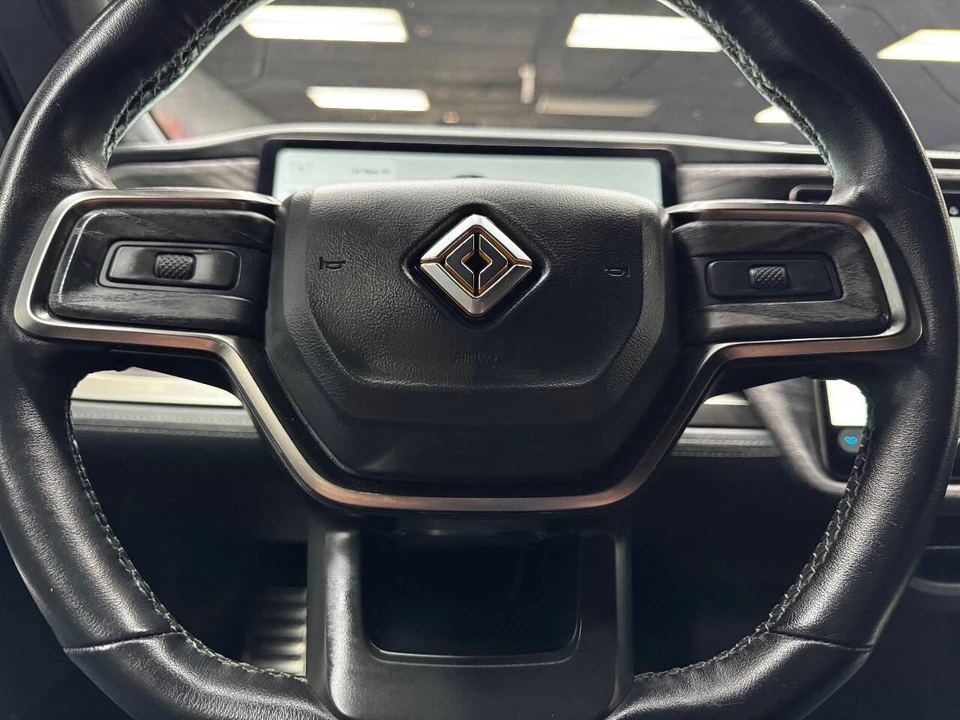2022 Rivian R1T - Image 20 of 21