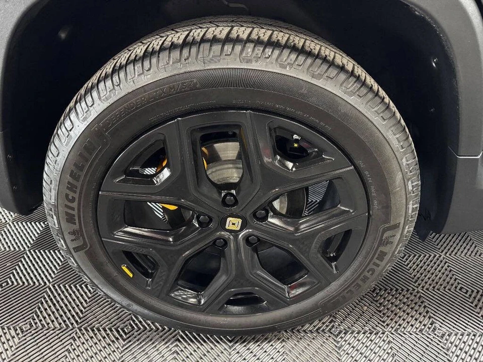 2022 Rivian R1T - Image 19 of 21