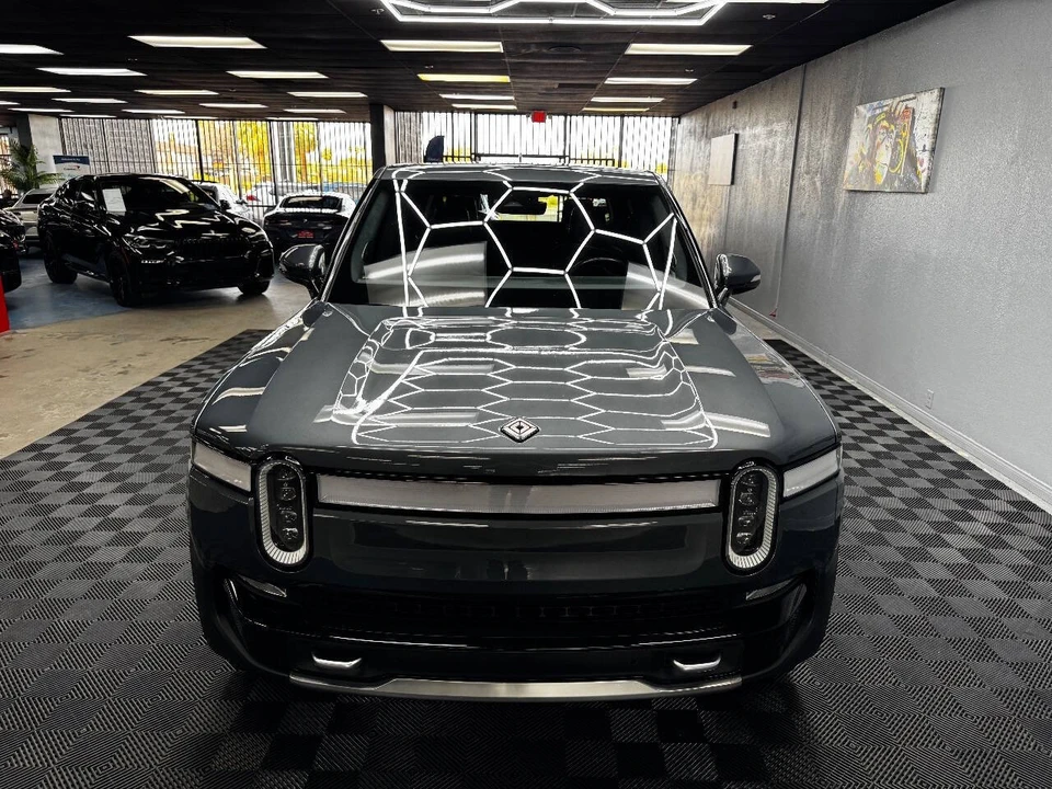 2022 Rivian R1T - Image 5 of 12