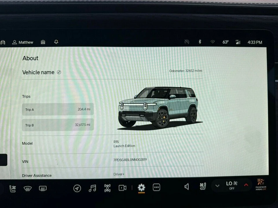 2022 Rivian R1S - Image 14 of 21