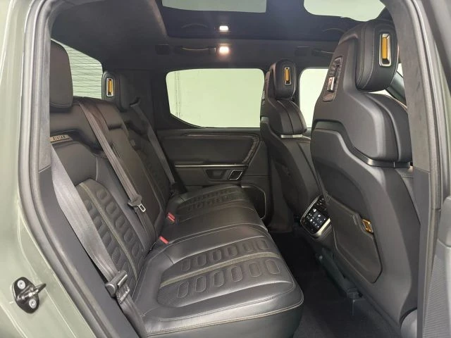 2022 Rivian R1T - Image 15 of 21