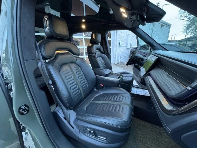 2022 Rivian R1T - Image 12 of 21