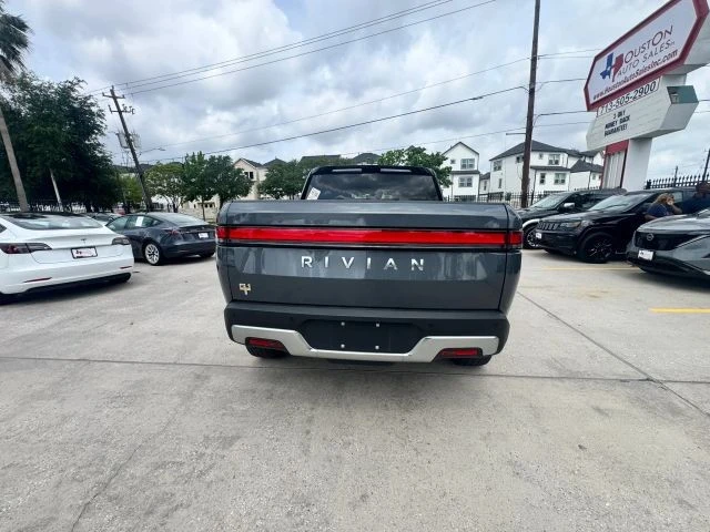2022 Rivian R1T - Image 5 of 8