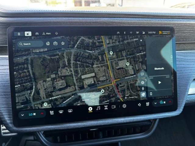2022 Rivian R1T - Image 9 of 21