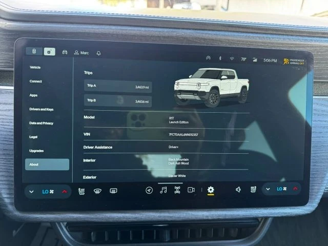 2022 Rivian R1T - Image 15 of 21