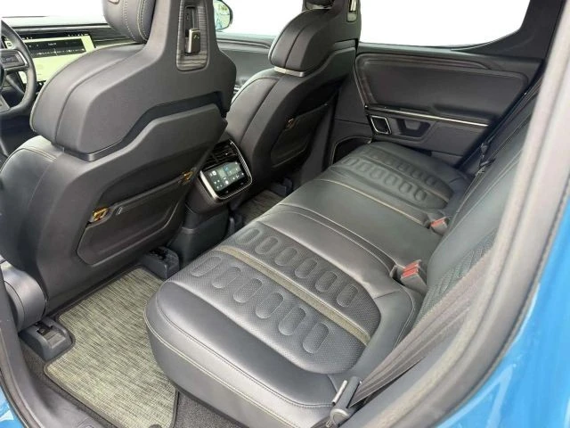 2022 Rivian R1T - Image 19 of 21