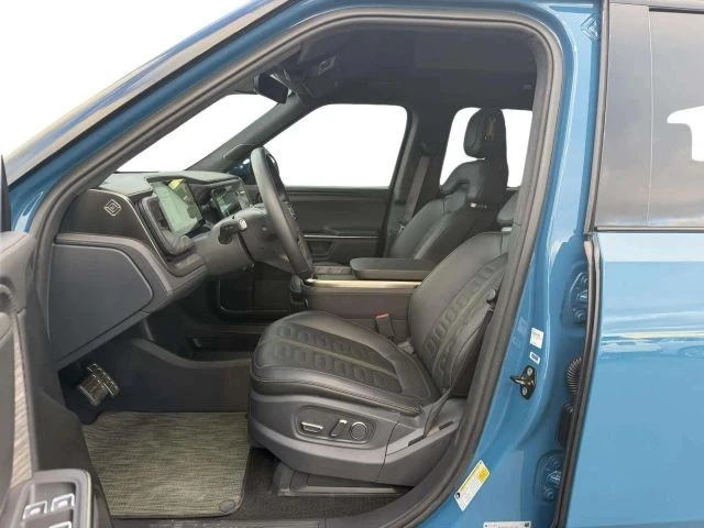 2022 Rivian R1T - Image 11 of 21
