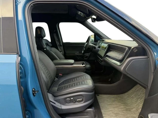 2022 Rivian R1T - Image 12 of 21