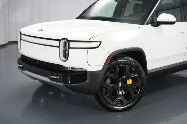 2022 Rivian R1T - Image 7 of 21