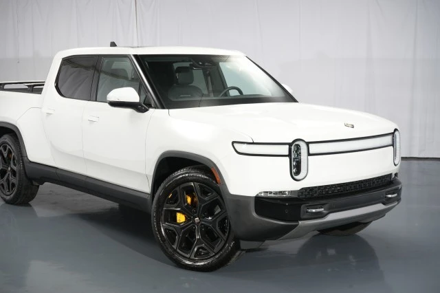 2022 Rivian R1T - Image 14 of 21
